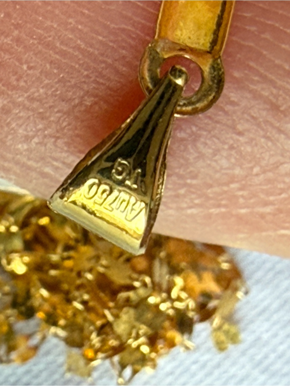 14K Yellow Gold Women's Necklace Pendant - Classic Gold Finish